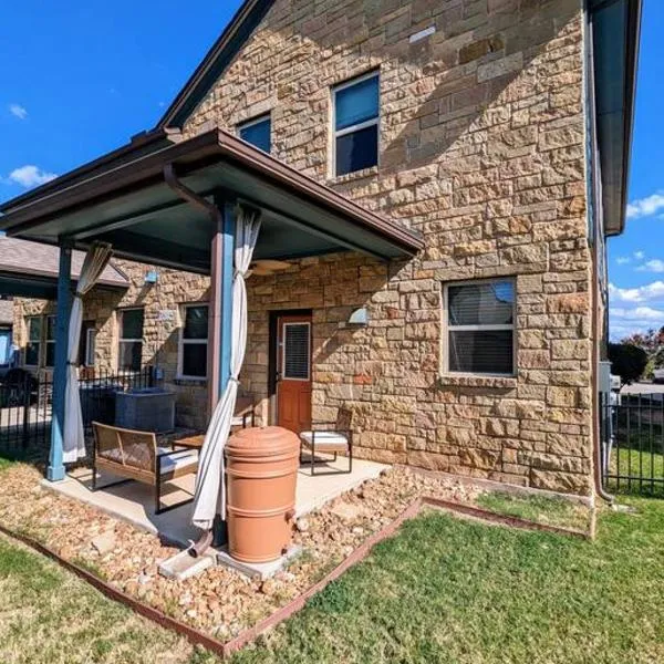 Cozy Condo in Round Rock, hótel í Georgetown