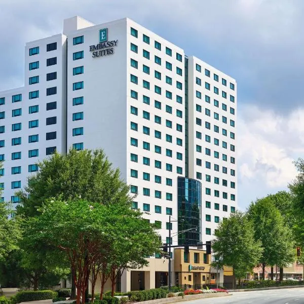 Embassy Suites by Hilton Atlanta Buckhead, hotell i Doraville