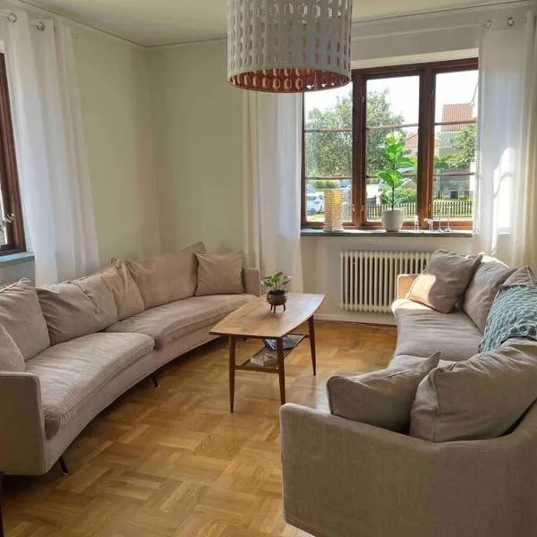 KvarteretSkatan!, hotel v destinaci Ystad
