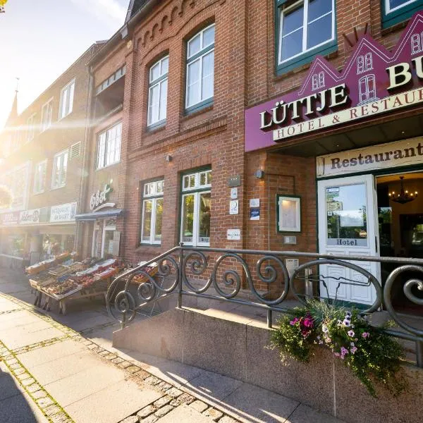 Hotel Lüttje Burg, hotel v destinaci Lütjenburg