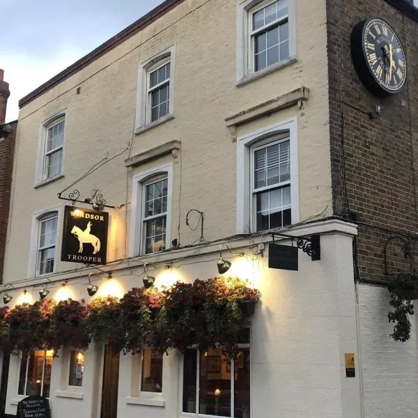 The Windsor Trooper Pub & Inn, hotel in Windsor