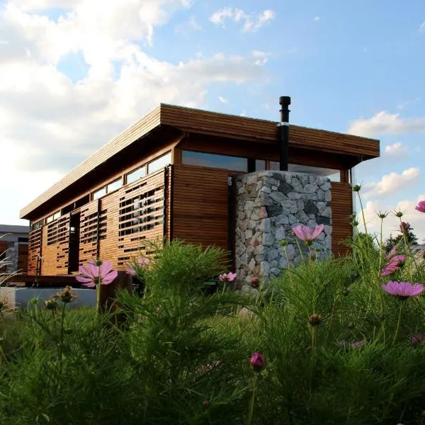 Eco Casa de Diseño en las Sierras, hotel v destinaci San Esteban