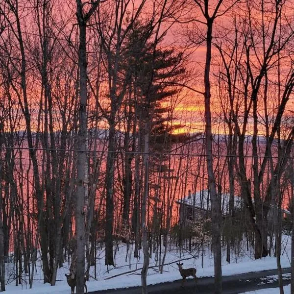 Tranquility and views, hotel v destinaci Keeseville
