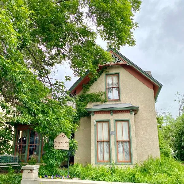 Pansy’s Parlor Bed & Breakfast, hotel in Golden