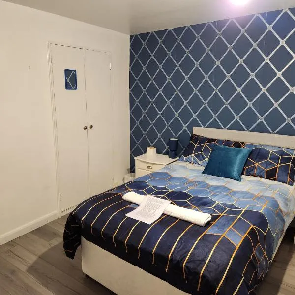Gatwick Star Night Stay - Gatwick, hotel in Crawley