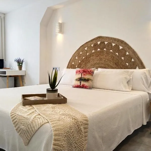 Hostal Aires del Mar, hotel v destinaci Carboneras