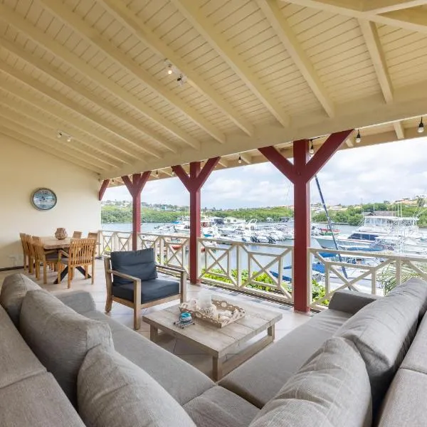 Spanish Water Marina Apartments, hotel v destinaci Jan Thiel