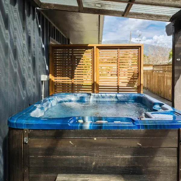 River Retreat, spa, pets, Wi-Fi, hotel v destinaci Turangi