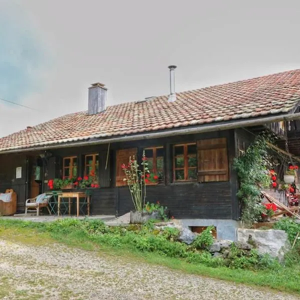 Le Doubs Chalet - Chalet Garnache - Labellisé "Pêche", hotel em Oye-et-Pallet