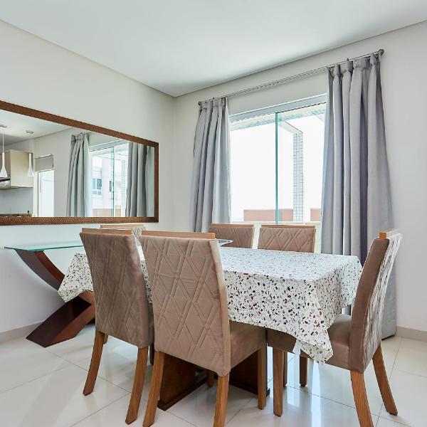 983 Apartamento de cobertura com vista para o mar com 02 suítes e 02 garagens na praia do centro de Bombinhas - Foto 4