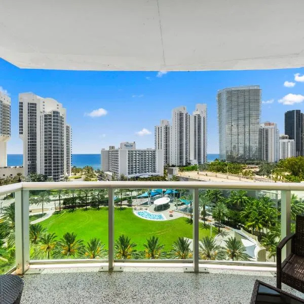 MIAMI Beach Collins Ave Apartments Free Parking, hotel in Sunny Isles Beach