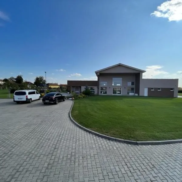 Penzión a Reštaurácia Harmónia Ostratice, hotel v destinaci Malé Ostratice