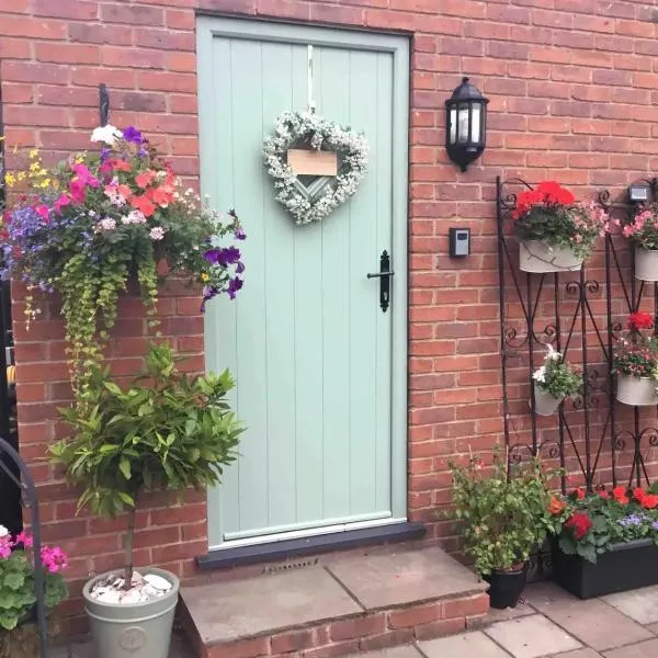 The White House Garden Cottage, hotel in Morley