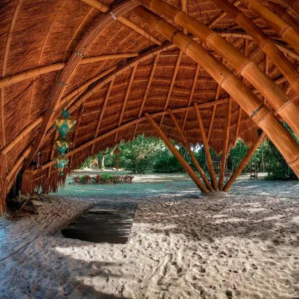 Namastê Pousada e Camping, hotel v destinaci Cananéia