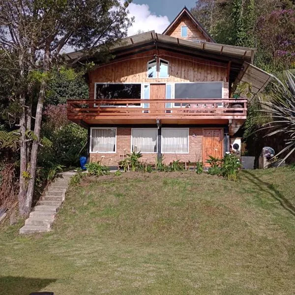 cabañas Arcoíris del lago Nº 2, hotel di El Encano