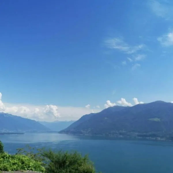 Dream vacation on the lake, hotel in Brissago