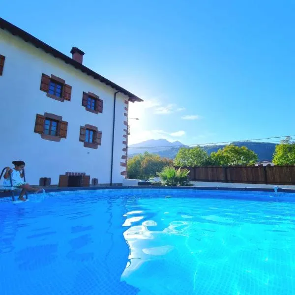 Casa Rural Betraunea, hotel v destinaci Sumbilla