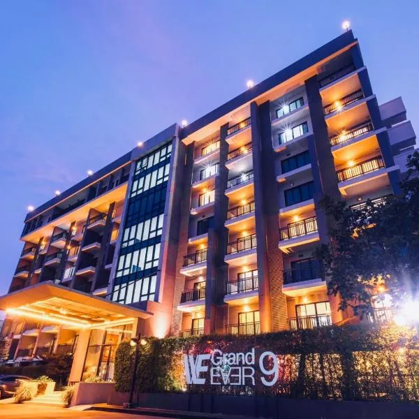 We Grand Ever 9, hotel in Nakhon Ratchasima