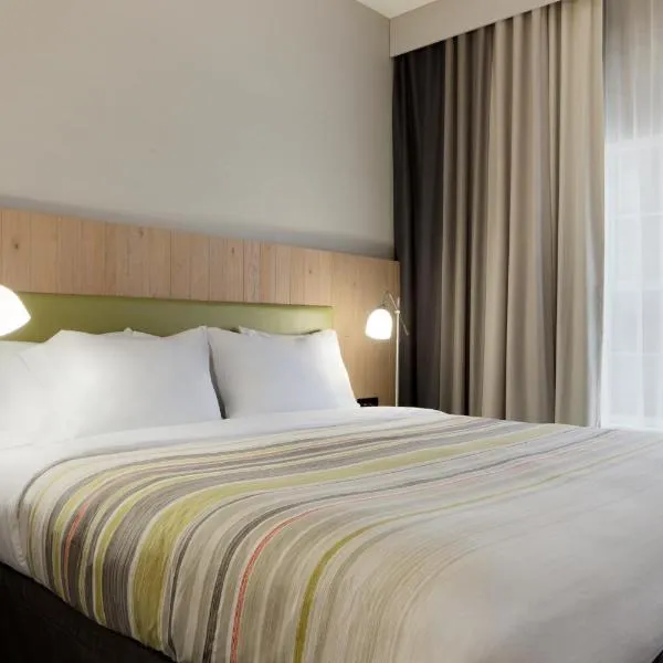 Country Inn & Suites by Radisson, Jackson, TN, hotel v destinaci Jackson
