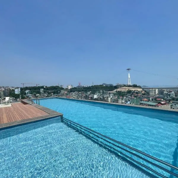 The Light Hostel, hotel v destinaci Ha Long