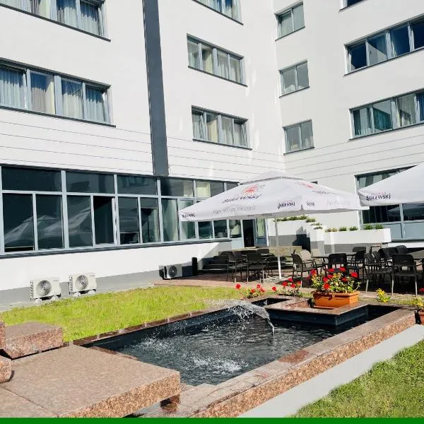CKS Warszawa (Centrum Konferencyjno-Szkoleniowe CS Natura Tour)、ワルシャワのホテル