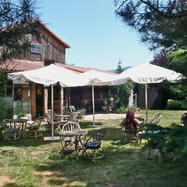 Camping Aín Jaca, hotel v destinaci Jaca