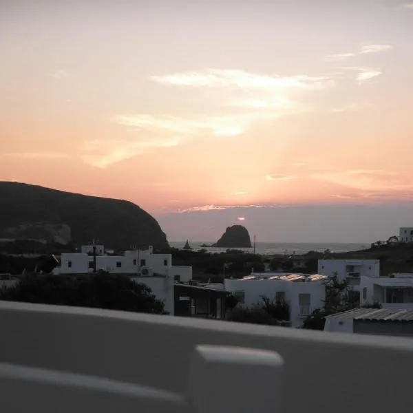 Korina's Rooms, hotel em Pollonia