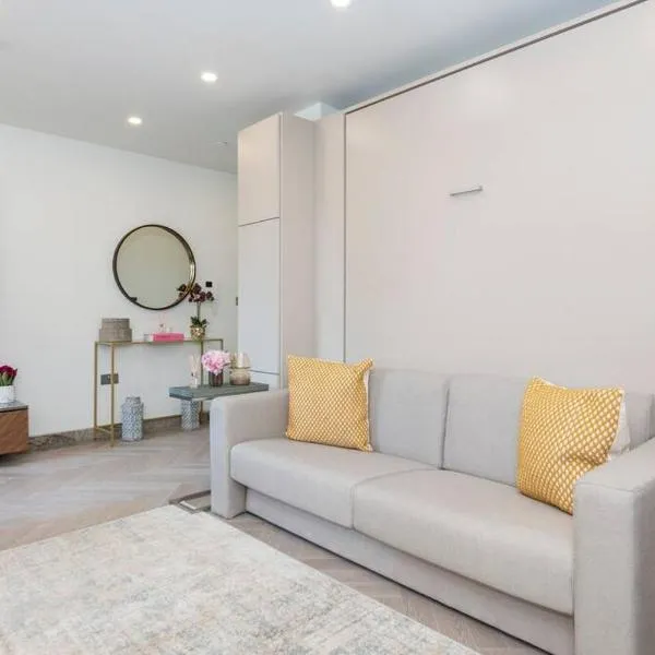 Charming Studio Flat in the Heart of Reading CHRL F1, hotel in Reading