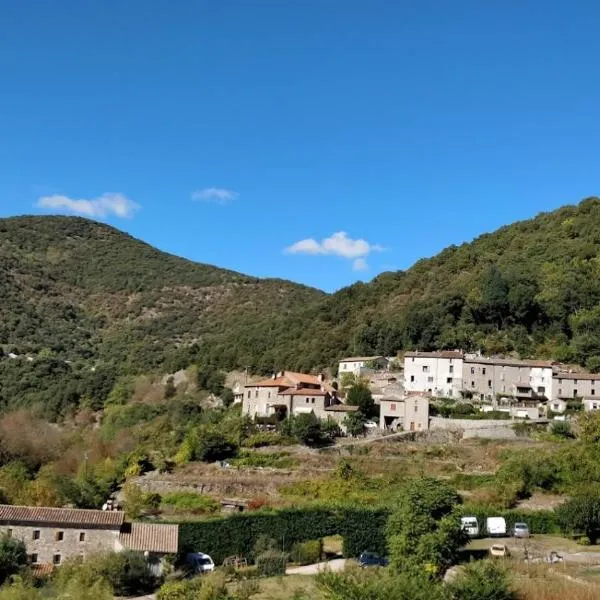 Maisonette en Cévennes, hotel v destinaci Notre-Dame-de-la-Rouvière
