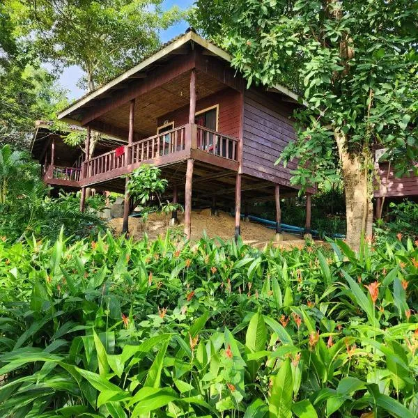 Sweet Jungle Bungalows, hotel v destinaci Koh Rong Island