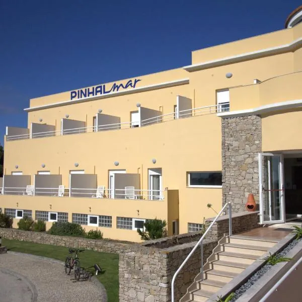 WOT Peniche PinhalMar, hotel em Peniche