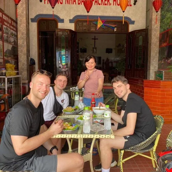 Phong Nha Backpacker Hostel, hotel v destinaci Cừ Lạc