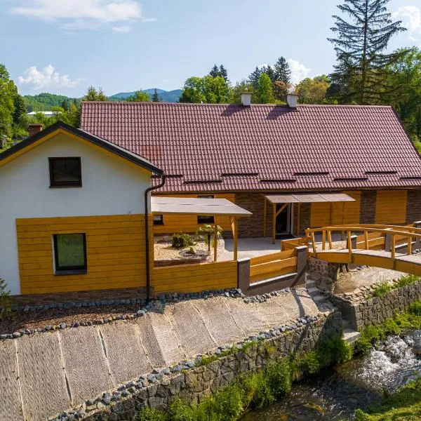 Resort U sýrárny, hotel in Sobotín