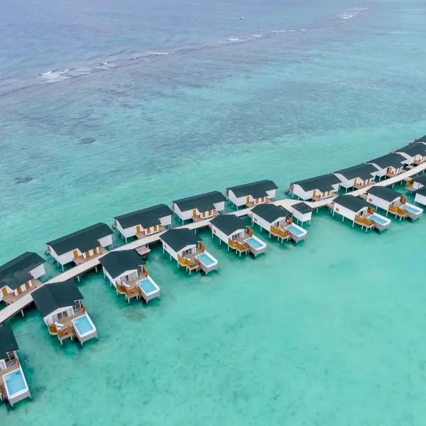 Joy Island Maldives All Inclusive Resort, hotel sa Helengeli