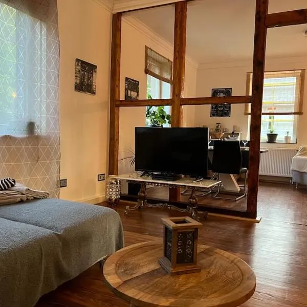 Sandys Cozy Stone Cottage, hotel v destinaci Maulbronn
