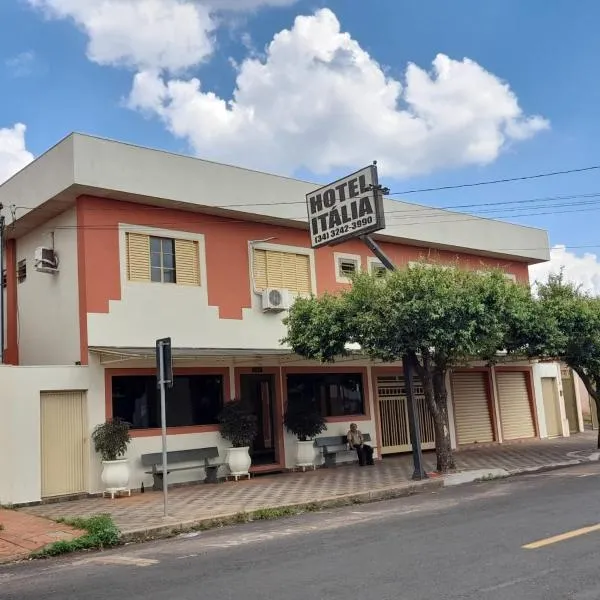 Hotel Itália, hotel in Araguari