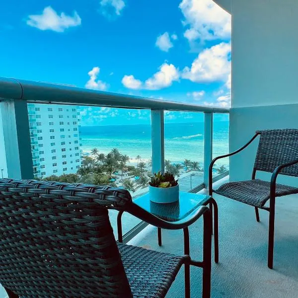 Oceanview Beachfront Condo on Tides Resort，位于好莱坞的酒店