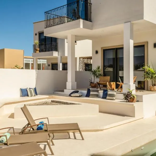 Casa Gallo, Heated Pool, Exclusive Beach & Great Location, hotel a Cabo San Lucas