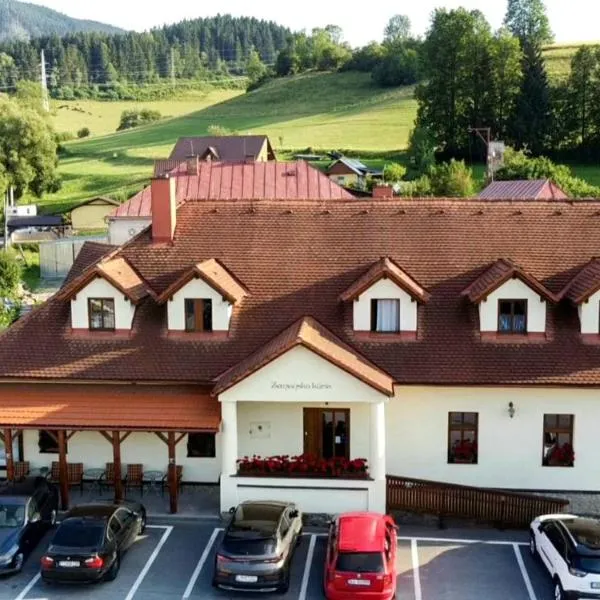 Penzión Zemianska kúria, hotel in Párnica