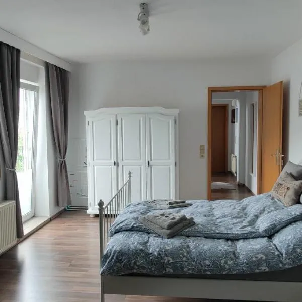 Zimmer Nähe Darmstadt, hotel v destinaci Roßdorf
