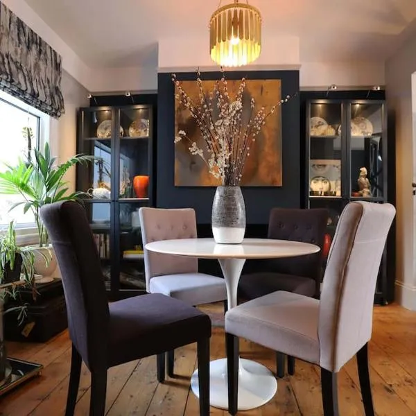 Stylish townhouse 15 mins to Laines & Seafront, hotel a Brighton & Hove