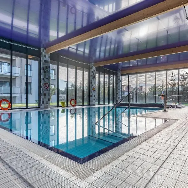 Apartment Five Seas with Parking & Swimming Pool by Noclegi Renters, hotel in Sianozety
