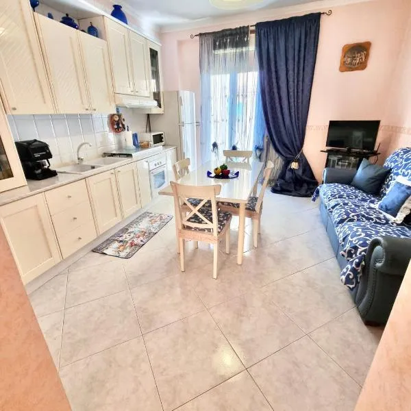 COLASANTE HOUSE, hotel in Molfetta