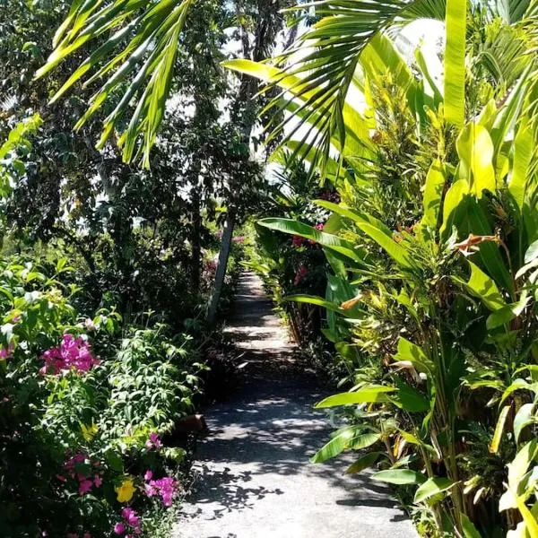 Bungalow papaye, hotel in Sainte-Anne