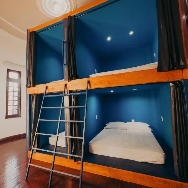 Hostel Casarão Fronteira, hotel v destinaci Santana do Livramento