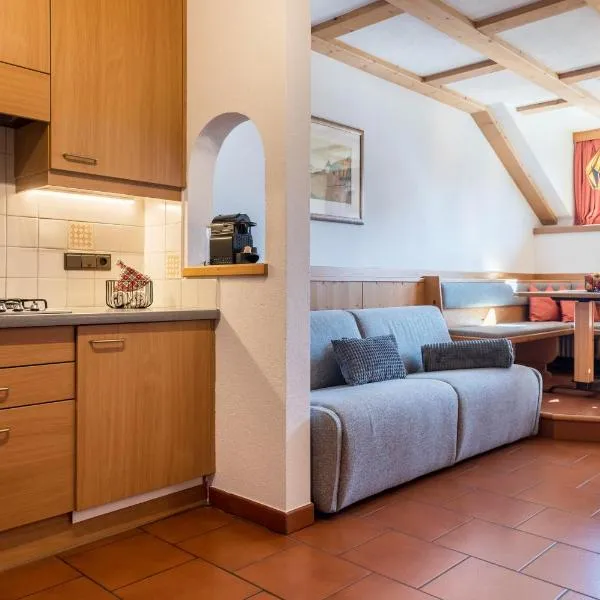 Häuslerhof App Larix, hotel v destinaci Villabassa