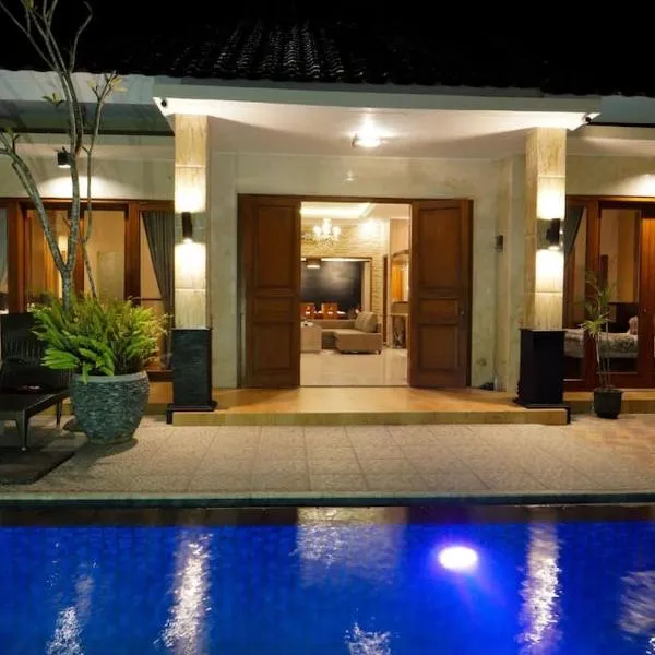 Villa Vanya Jogja (8-10p) private pool, hotel v destinaci Ngaglik