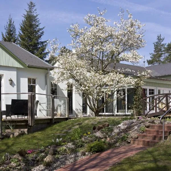 Seehotel Ecktannen, hotel in Waren