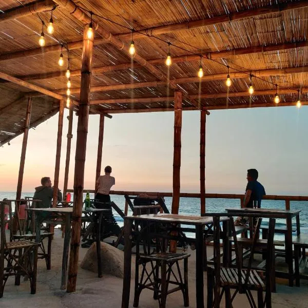 Mancora Beach House, hotel v destinaci Máncora