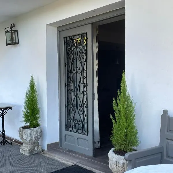 Casa Rural Camino de Hierro I y II, hotel di La Fregeneda